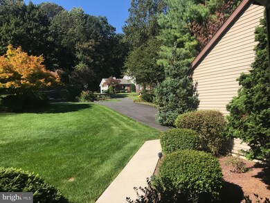 515 Arrowhead Trail, Reading, PA 19608 - photo 5