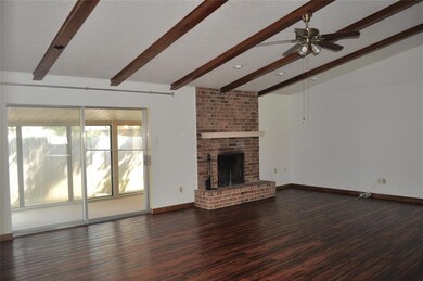 207 Roselawn Dr, Weatherford, TX 76086 - photo 4