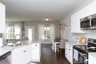 807 Jessica Leigh St, Elkins, AR 72727 - photo 5