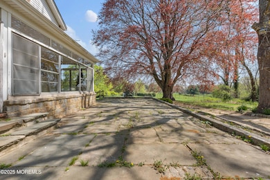 74 Reynolds Dr, Eatontown, NJ 07724 - photo 5