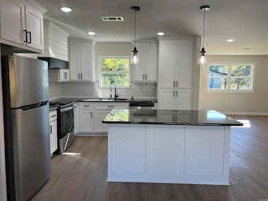 4510 W 30th Ave, Pine Bluff, AR 71603 - photo 6