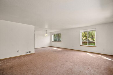 2850 E Evans Creek Rd, Rogue River, OR 97537 - photo 7