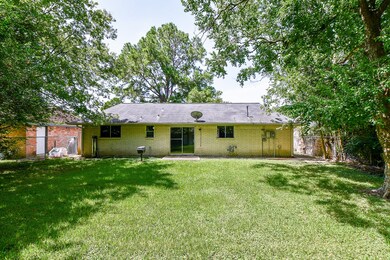 7614 Kellwood Dr, Houston, TX 77040 - photo 7