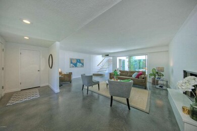 4812N72ndWay003