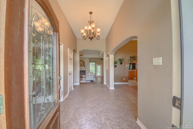 19012 Chimney Creek Rd, Helotes, TX 78023 - photo 5