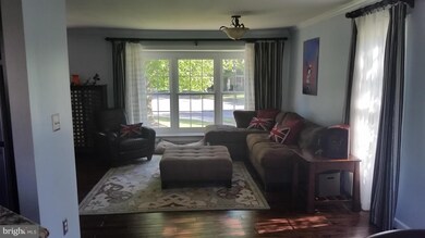 13204 Ben Nevis Ct, Herndon, VA 20171 - photo 5