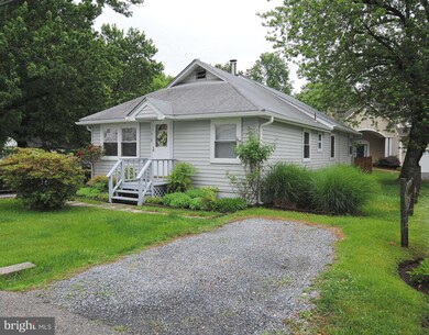 1618 Chesapeake Ln, Edgewater, MD 21037 - photo 2