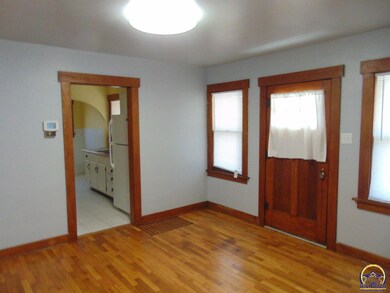 1812 W 1st Ave, Topeka, KS 66606 - photo 2