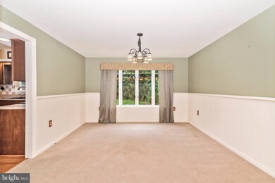 6594 Streamwood Ct, Sykesville, MD 21784 - photo 6