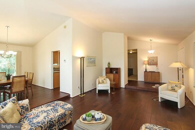 9541 Ash Hollow Place, Montgomery Village, MD 20886 - photo 7