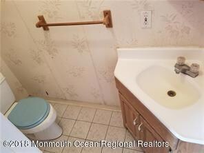 34 Keith Ct, Kendall Park, NJ 08824 - photo 7