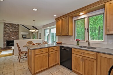 3 Hansom Rd, Andover, MA 01810 - photo 4