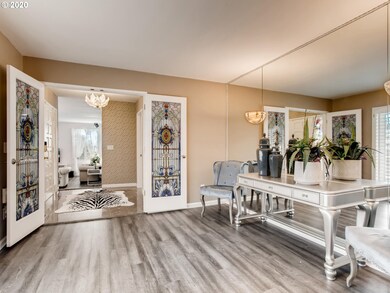 Entrance/Foyer