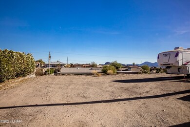 455BriteBayLotReshoot_04