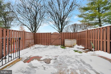 6405 Towncrest Ct W, Frederick, MD 21703 - photo 7