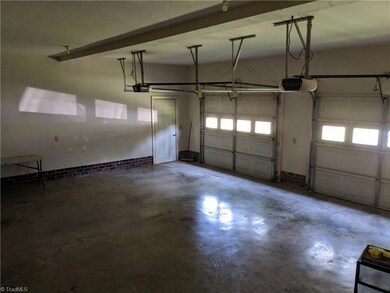 1809 Spoons Chapel Church Rd, Asheboro, NC 27205 - photo 6