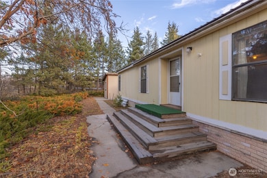 511 W 1st St, Waterville, WA 98858 - photo 7