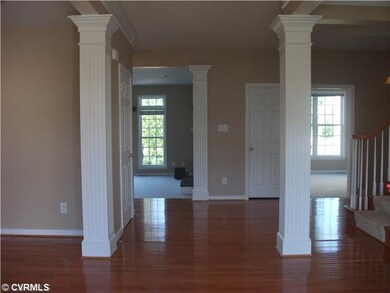 Foyer - Spacious Open Entry Foyer