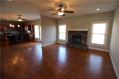 1400 SW 41st Cir, Lees Summit, MO 64082 - photo 4