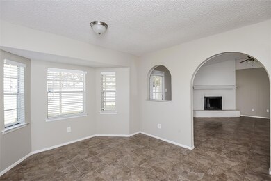 8805 Main St, North Richland Hills, TX 76182 - photo 5
