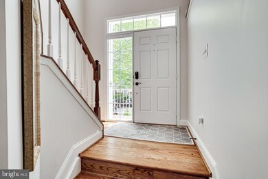 11508 Wild Hawthorn Ct, Reston, VA 20194 - photo 3