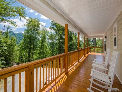 293 S Pinnacle Dr, Burnsville, NC 28714 - photo 3