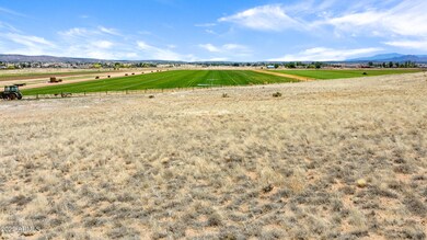 26275 N Andrea Ln, Paulden, AZ 86334 - photo 7