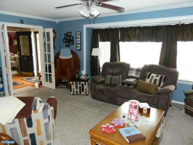 88 Greenwood Dr, Blackwood, NJ 08012 - photo 3