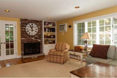 2 Washington Dr, Sudbury, MA 01776 - photo 2