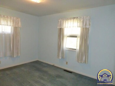 1103 SW 31st Terrace, Topeka, KS 66611 - photo 7