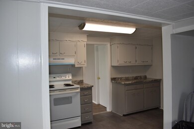 831 S 2nd St, Millville, NJ 08332 - photo 4