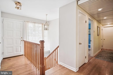 3818 N Ridgeview Rd, Arlington, VA 22207 - photo 3