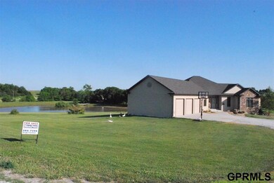 8035 Bowman Cir, Firth, NE 68358 - photo 6