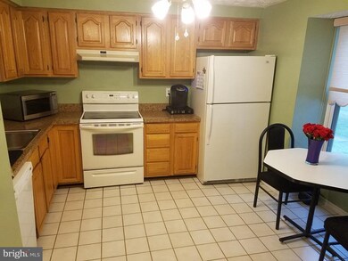 4811 Sennett Ct, Nottingham, MD 21236 - photo 4