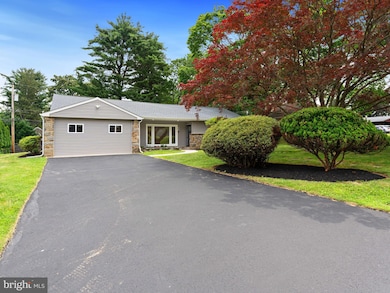 1409 Clements Rd, Wyncote, PA 19095 - photo 2