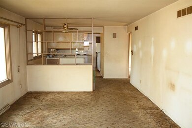 807 Witters Ct, Portage, MI 49024 - photo 3