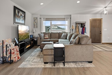 6628 14th St S, Fargo, ND 58104 - photo 4