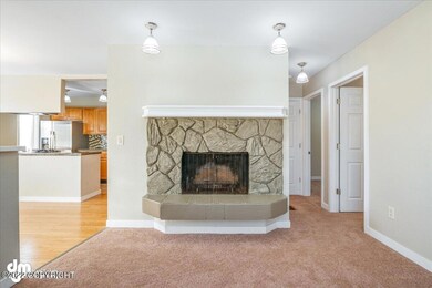 05-Fireplace_ELI06071