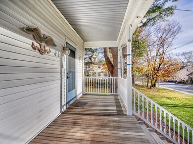 198 Franklin St, Stoneham, MA 02180 - photo 3