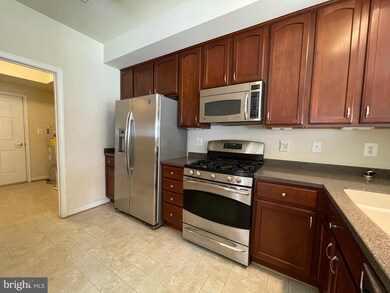 11245 Wortham Crest Cir unit 47, Manassas, VA 20109 - photo 5