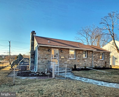 6228 Tramore Rd, Baltimore, MD 21214 - photo 2