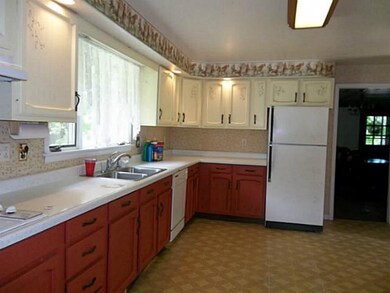 Other. Big country kitchen. Space for an eat in ta