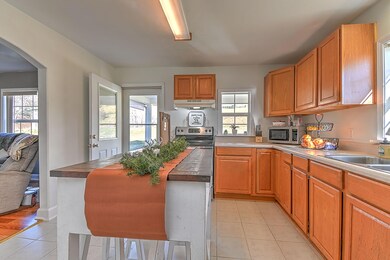 22358 Apache Ln Eller-5
