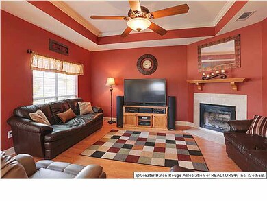 Great house with enclosed garage, separate parking