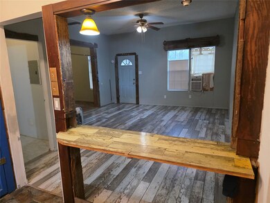 200 W Moerbe St, Thorndale, TX 76577 - photo 7