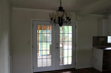 509 Clarice St, Grand Prairie, TX 75051 - photo 3