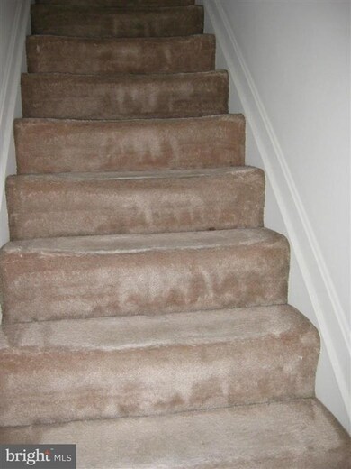 11239 Cristins Cir, Hagerstown, MD 21742 - photo 2