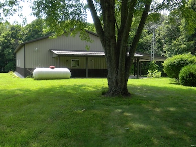 7071 Braysville Rd, Spencer, IN 47460 - photo 3