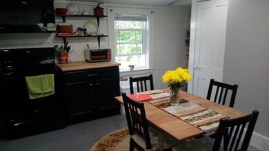 6 Emmons St unit 2, Franklin, MA 02038 - photo 2