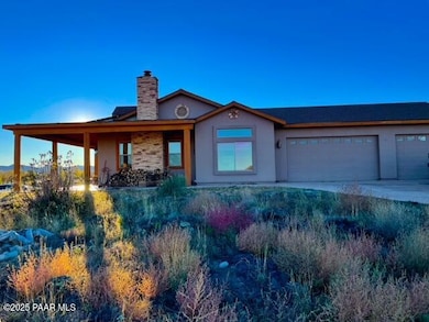 22285 N Malapai Ridge Rd, Paulden, AZ 86334 - photo 2